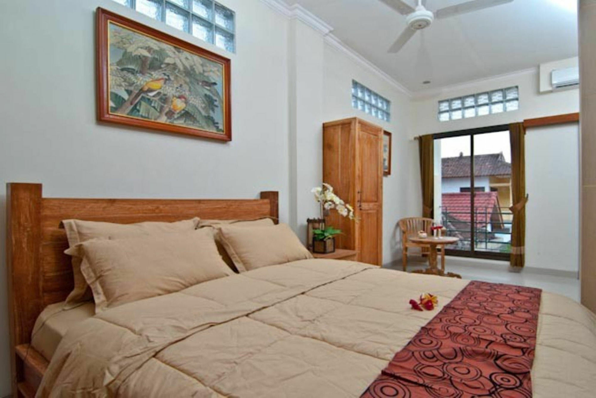 Kuta Ecostay Esterno foto